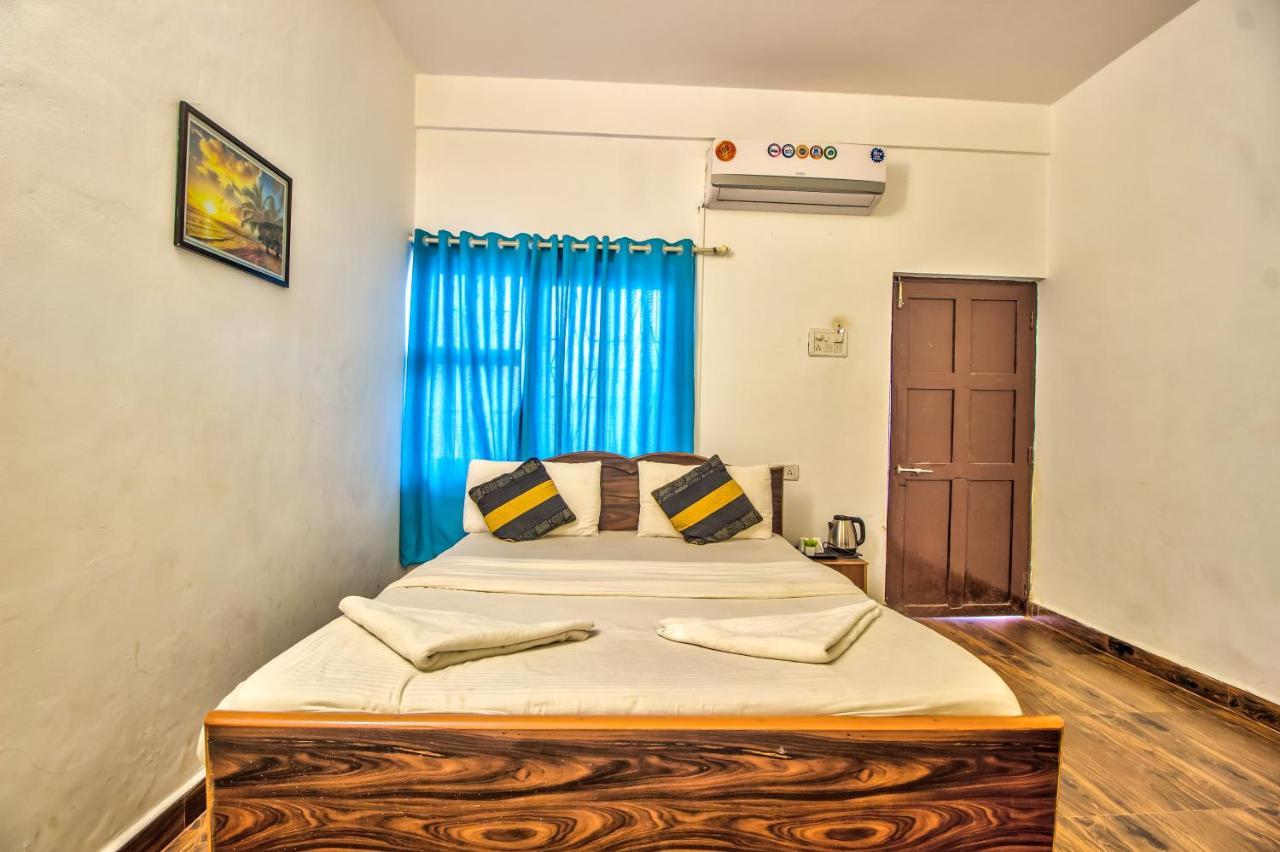 Stanleys Guest House Baga Bagian luar foto