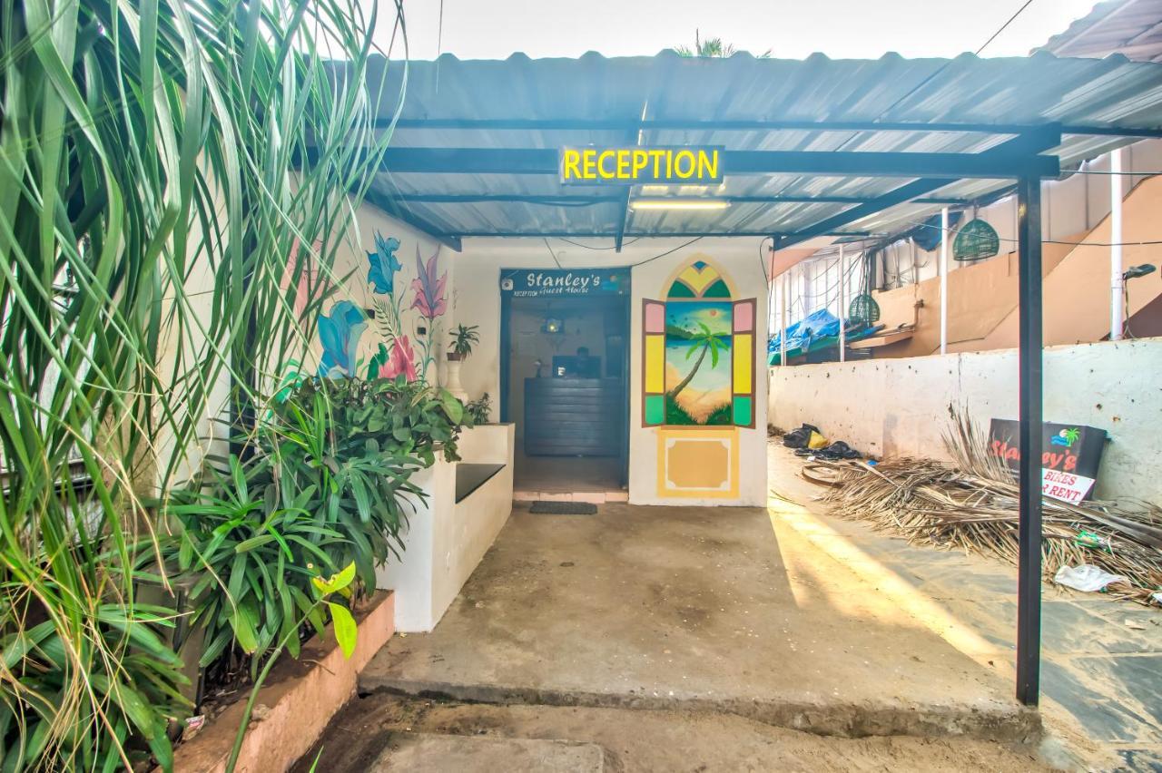 Stanleys Guest House Baga Bagian luar foto